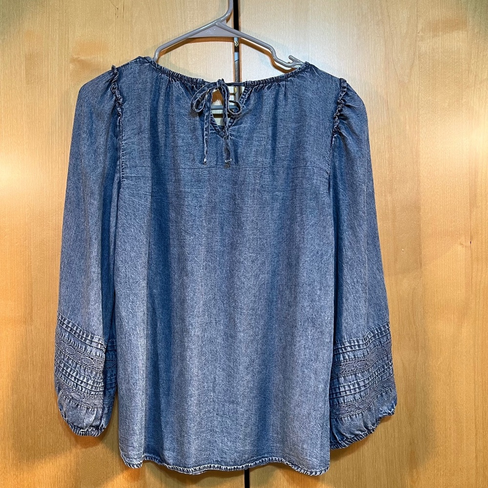 Denim Like Fabric Blouse V-Neck With Ties Lauren Conrad Sz M